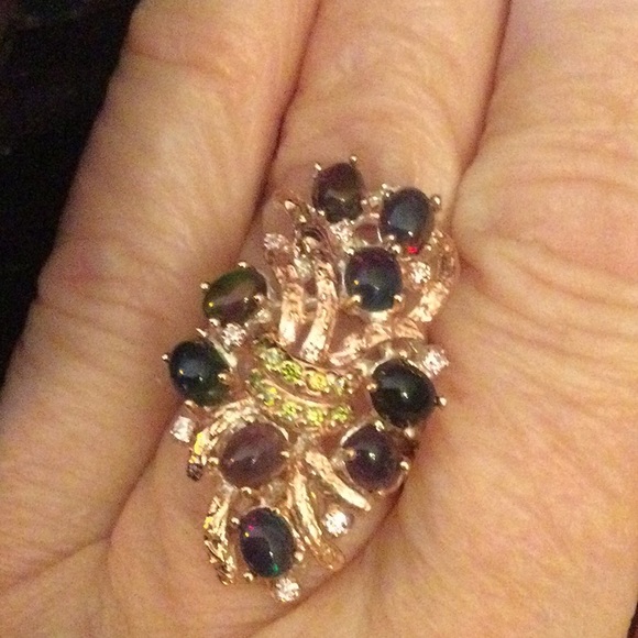 Enchanting Genuine Black Opal & Peridot Ring - Picture 7 of 10